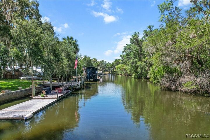 Property Photo: 2380 N Watersedge Drive FL 34429