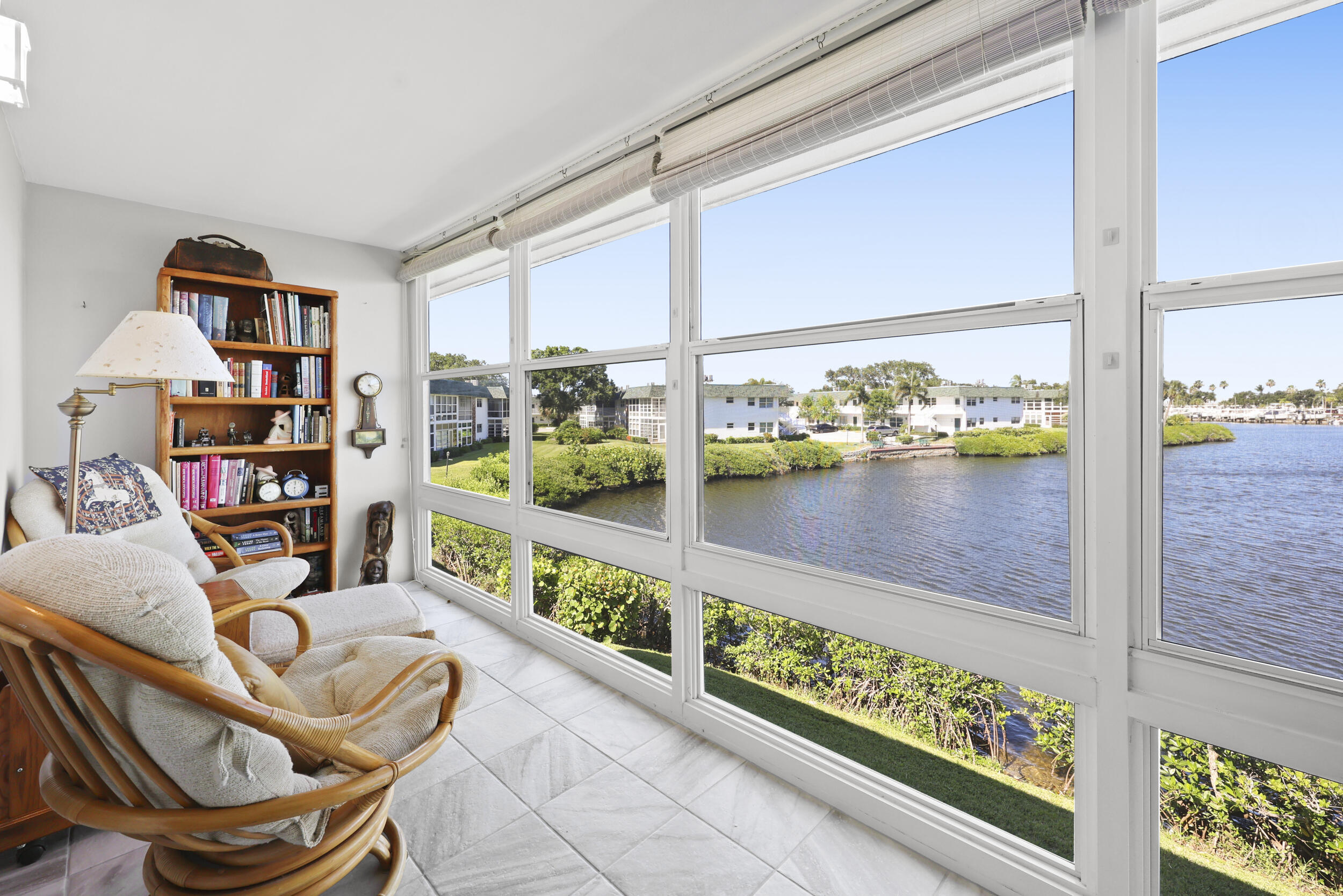 Property Photo: 2800 Indian River Boulevard 7T FL 32960