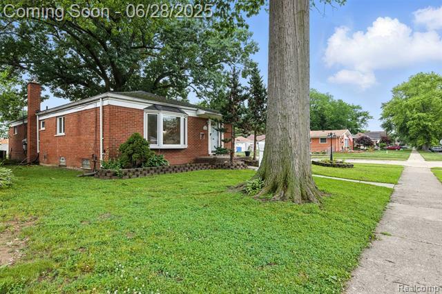 Property Photo: 4108 Harding Street MI 48125