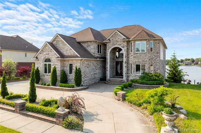 4303 S Lake Lane  Shelby Twp MI 48316 photo