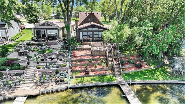 2058 S Long Lake Road  Fenton MI 48430 photo