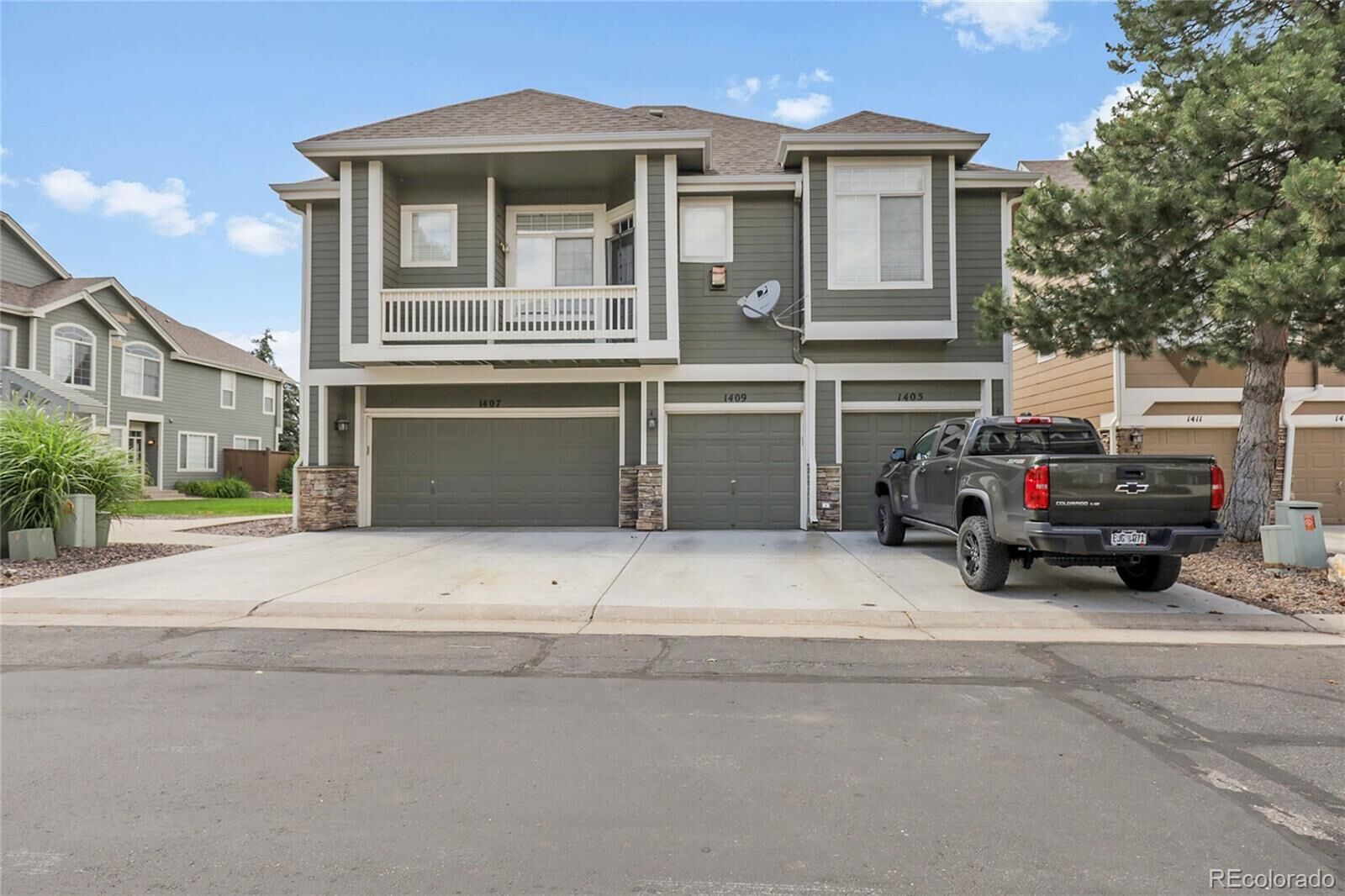 Property Photo: 1409 Carlyle Park Circle CO 80129