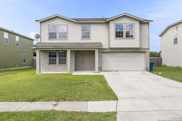 Property Photo: 671 Northwest Crossing Dr TX 78130