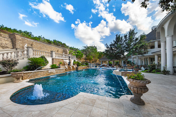 2 Admirals Way  San Antonio TX 78257 photo