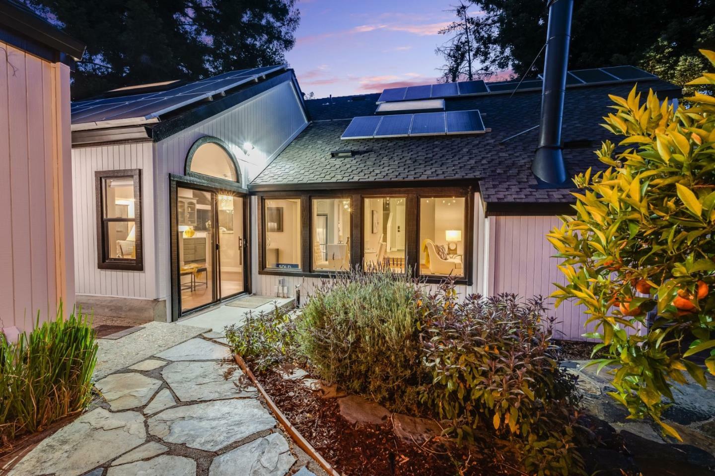 Property Photo: 148 Promethean Way CA 94043
