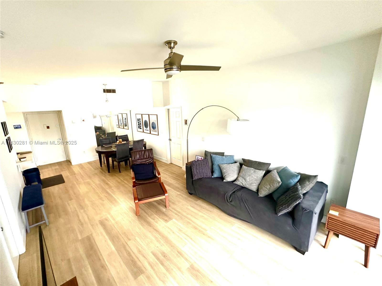 Property Photo: 20505 E Country Club Dr 132 FL 33180