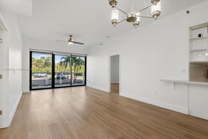Property Photo:  20505 E Country Club Dr 132  FL 33180 