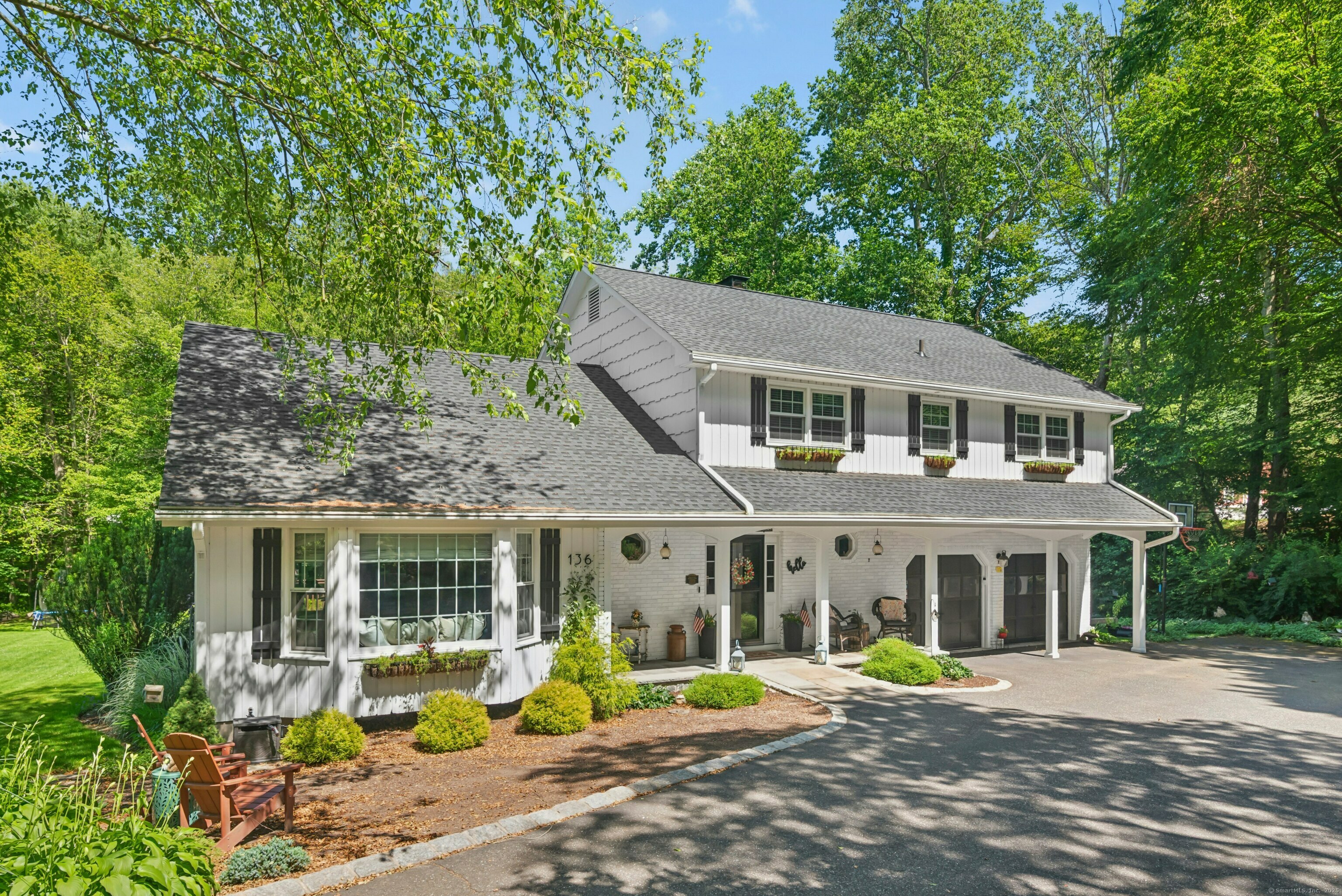 Property Photo: 136 Knorr Road CT 06468