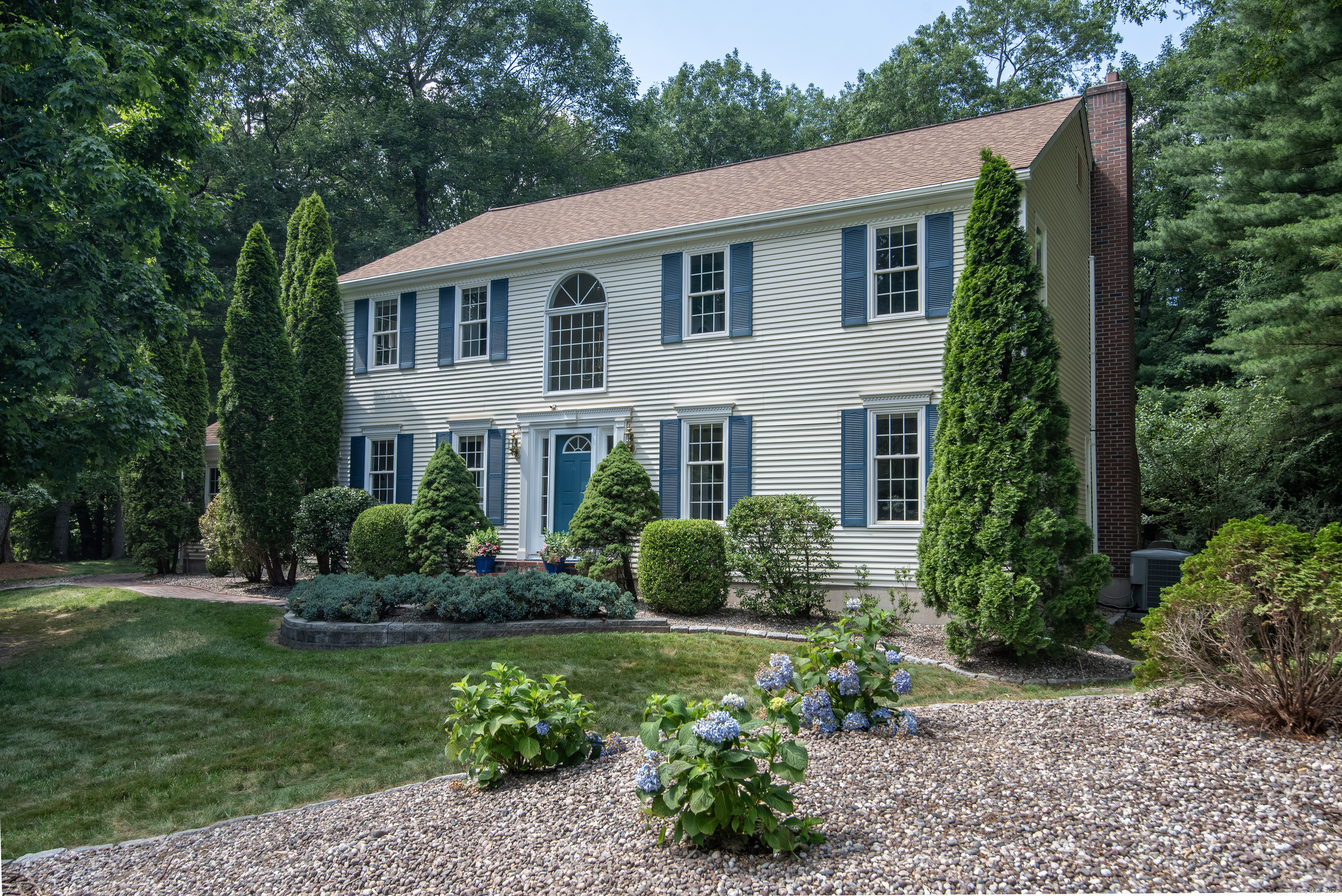 Property Photo: 99 Warner Court CT 06033