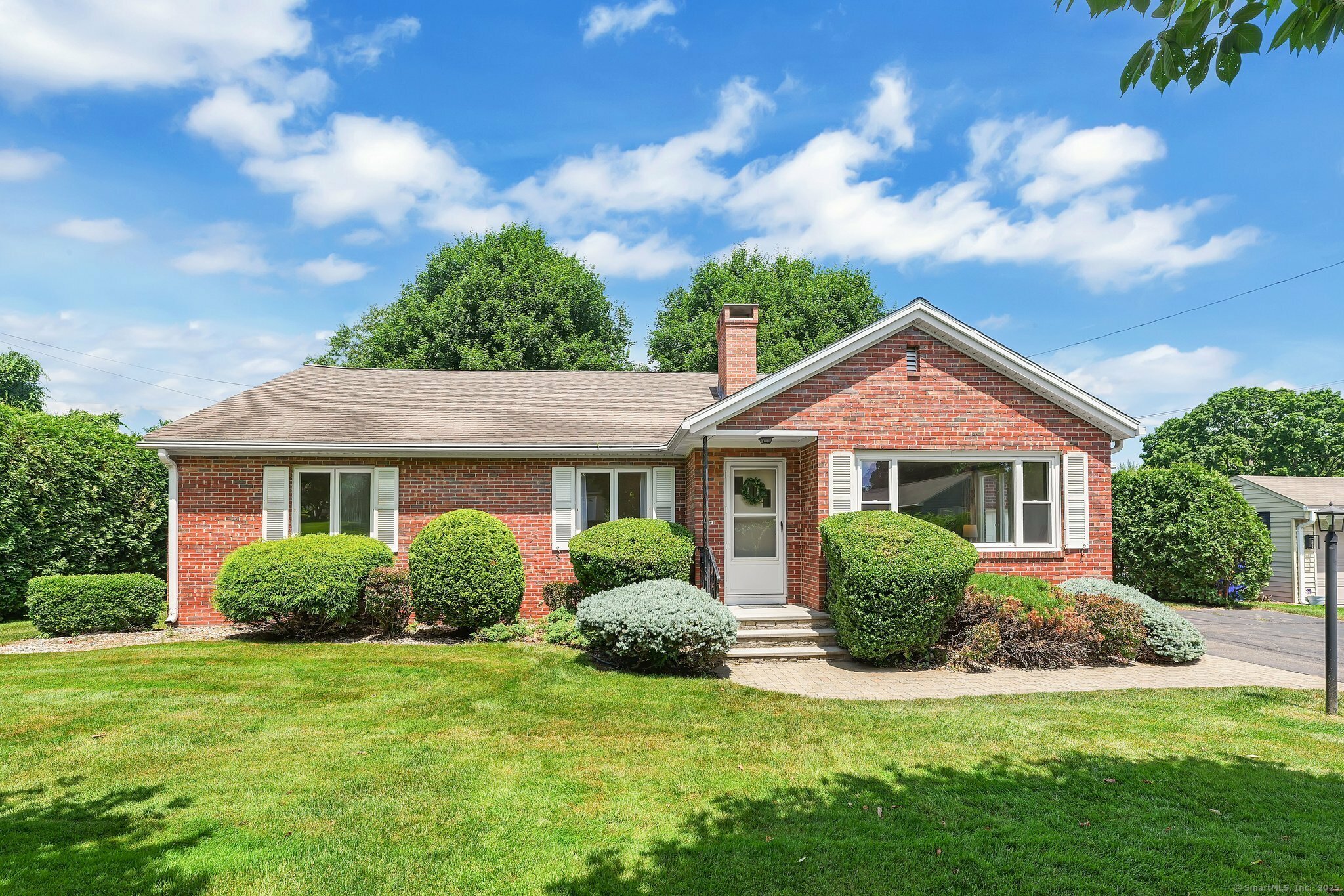 Property Photo: 15 Merriman Road CT 06109