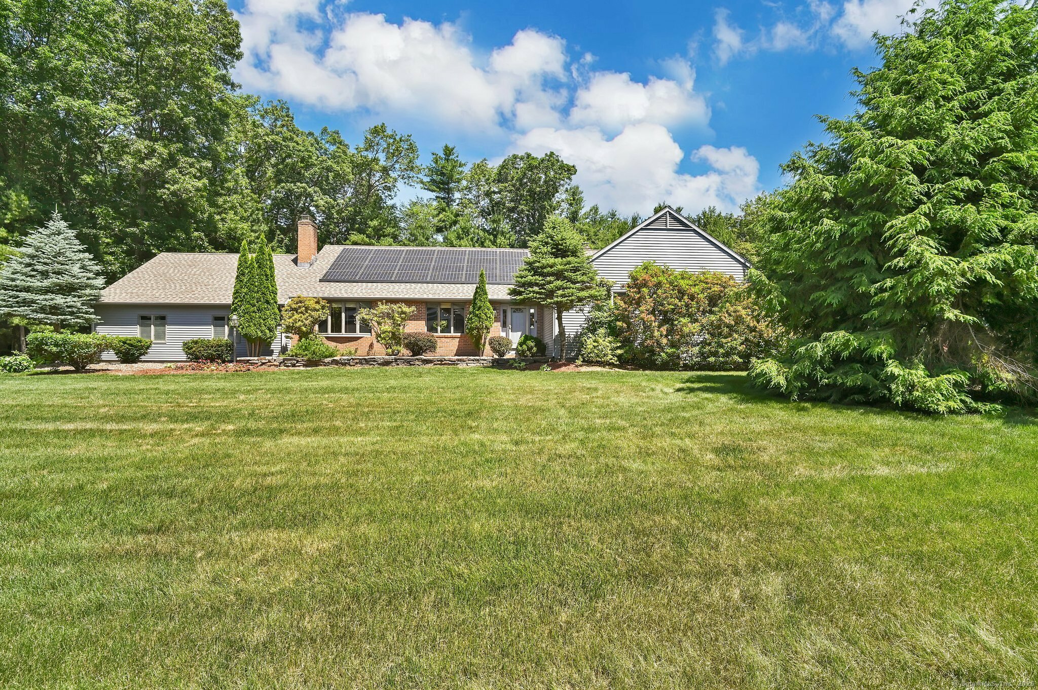 Property Photo: 55 Windshire Drive CT 06074
