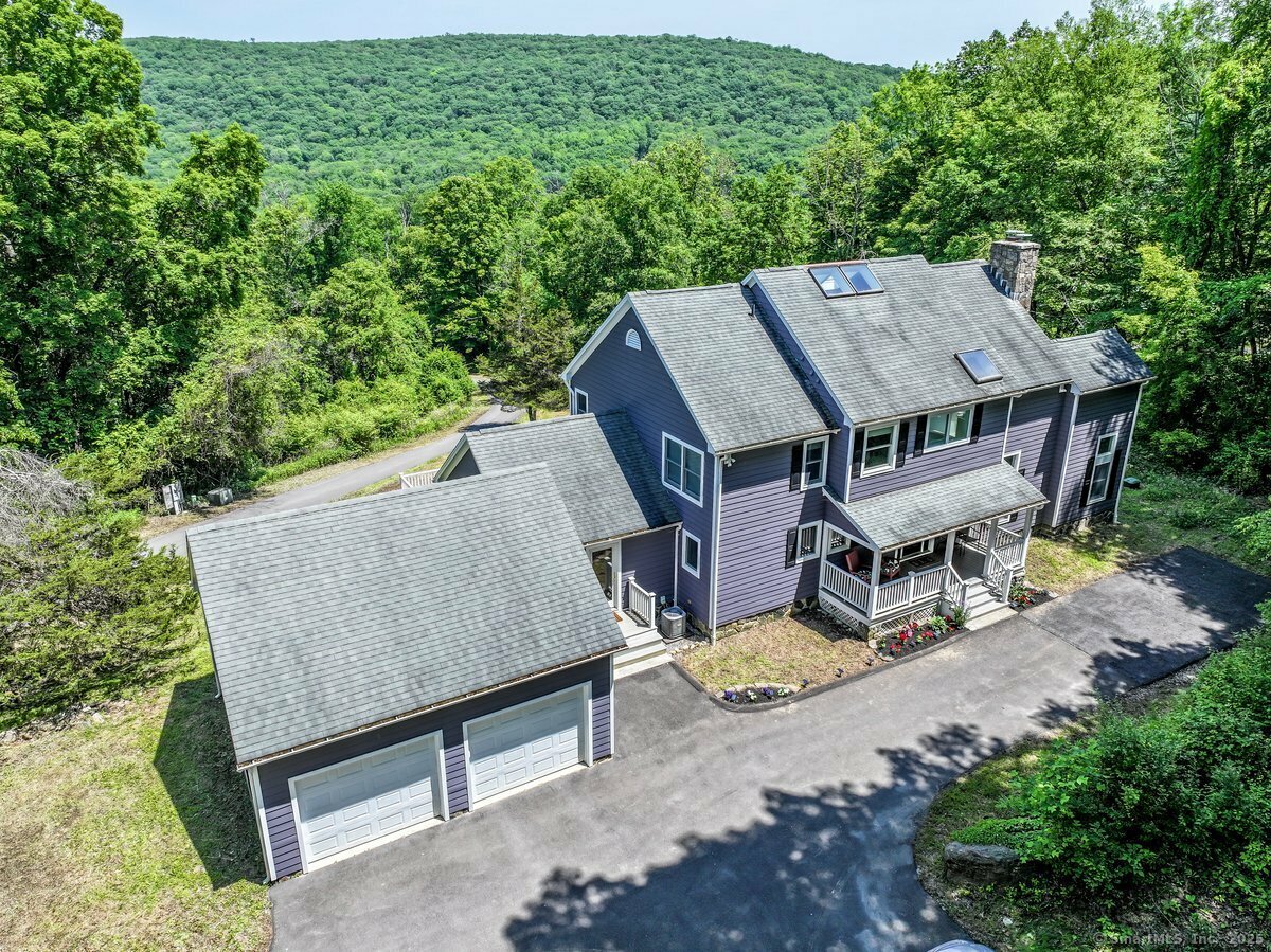Property Photo: 168 Cobble Road CT 06757