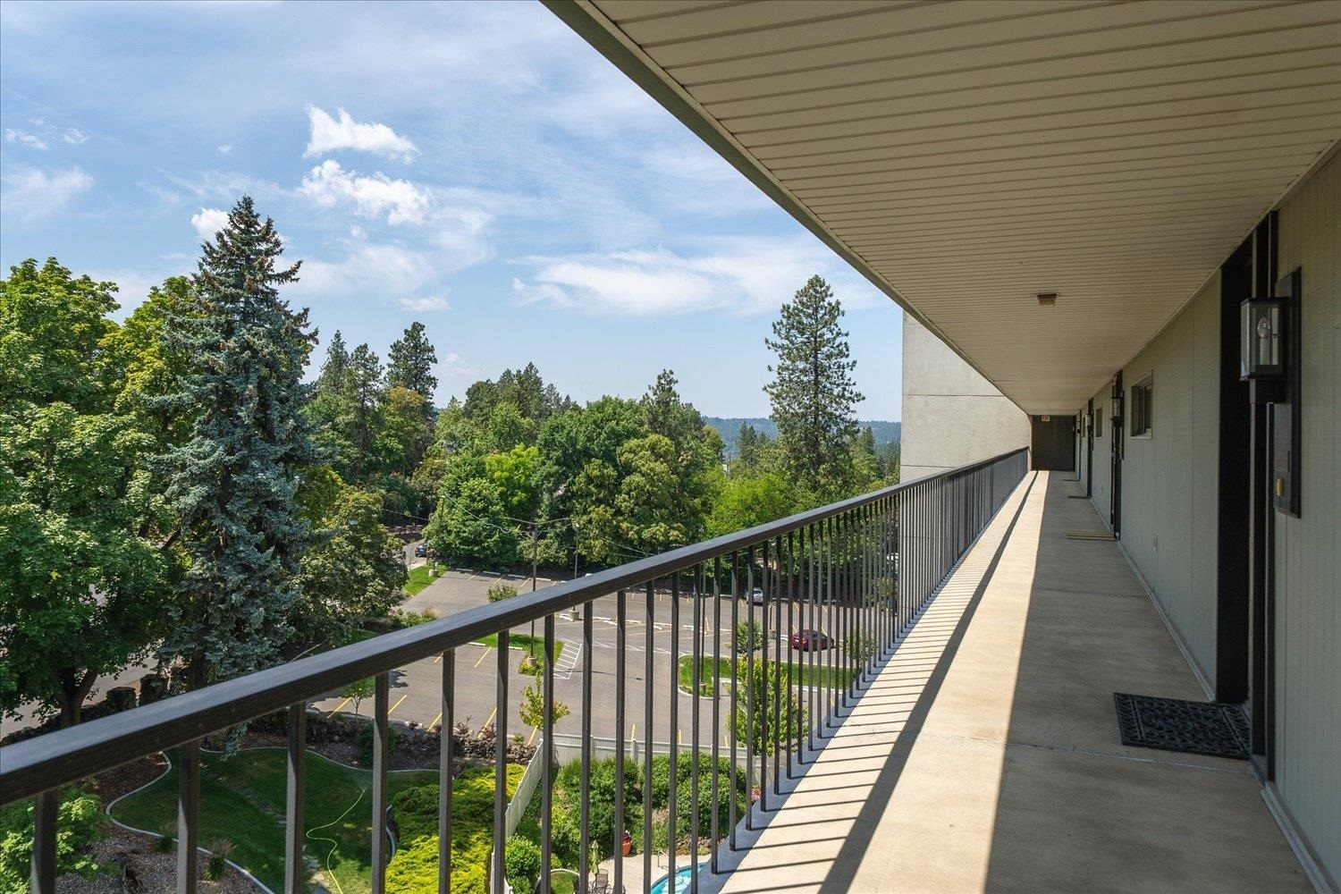 Property Photo: 700 W 7th Ave 705 WA 99204