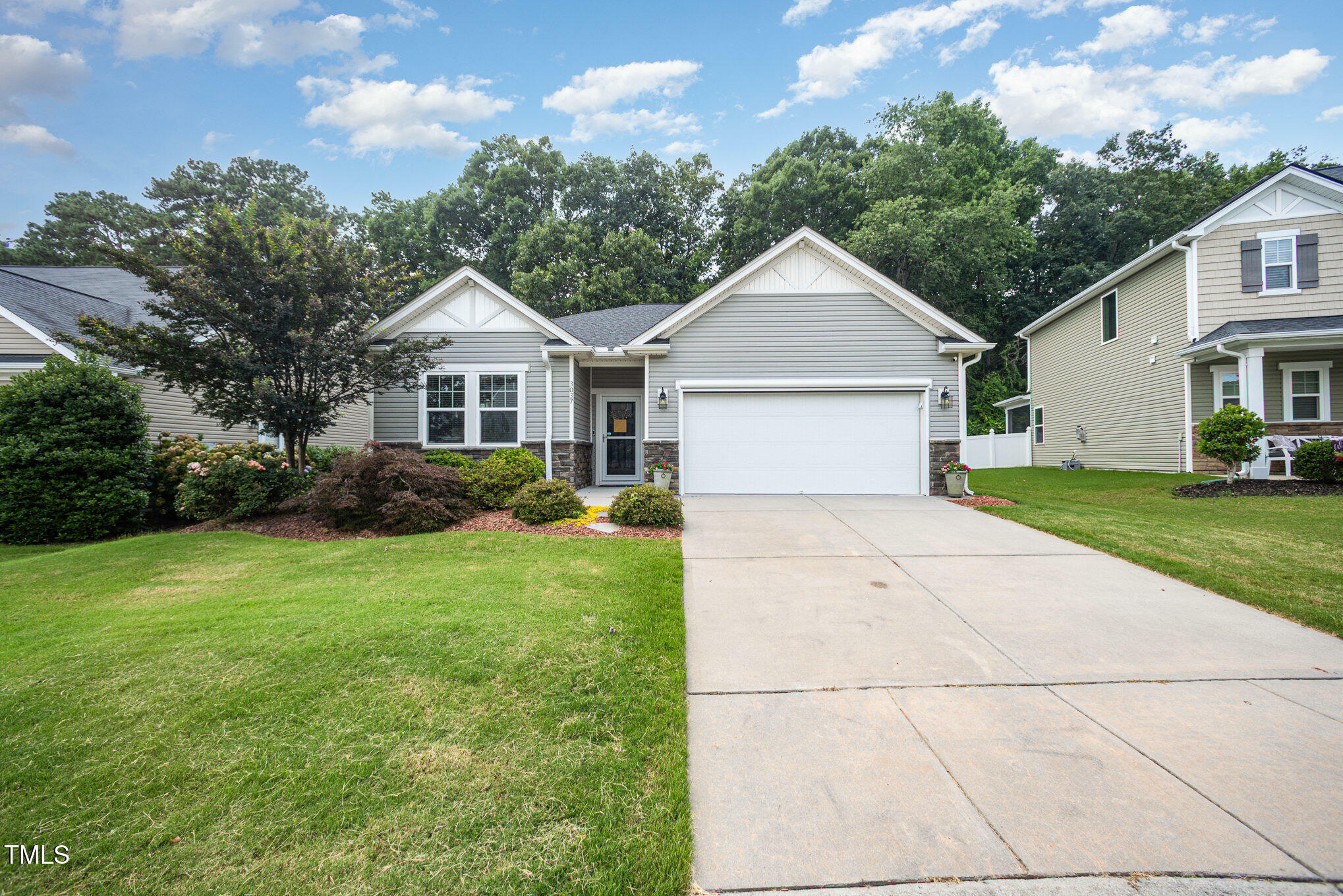 3037 Willow Ranch Drive  Fuquay Varina NC 27526 photo