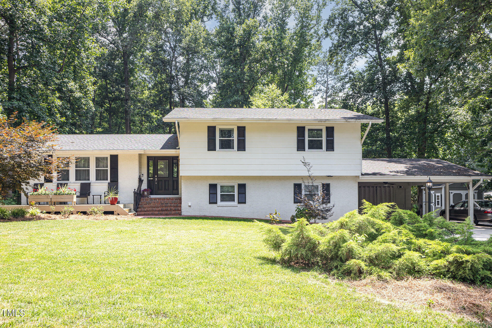 Property Photo: 6609 Electra Drive NC 27607