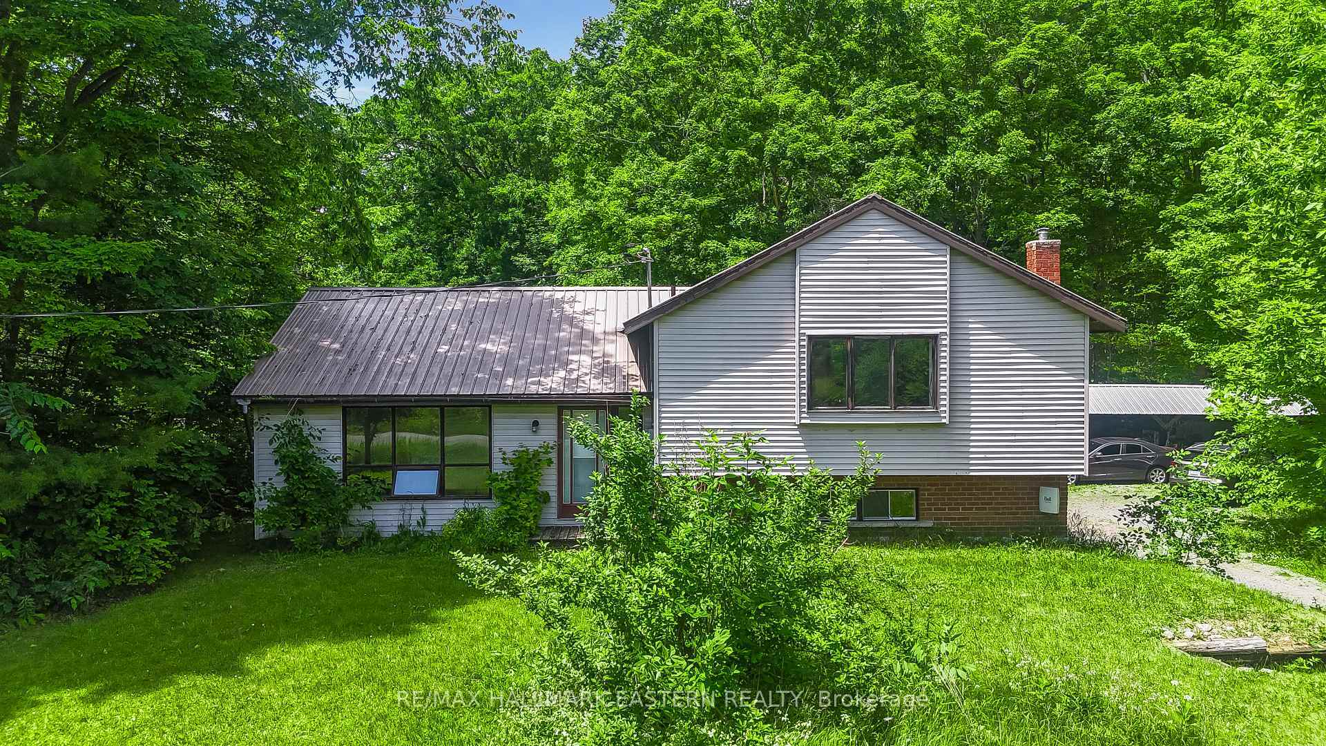 2890 North School Road  Havelock-Belmont-Methuen ON K0L 1Z0 photo