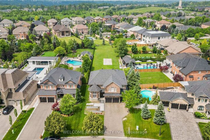 Photo de la propriété: 198 Treelawn Boulevard ON L0J 1C0