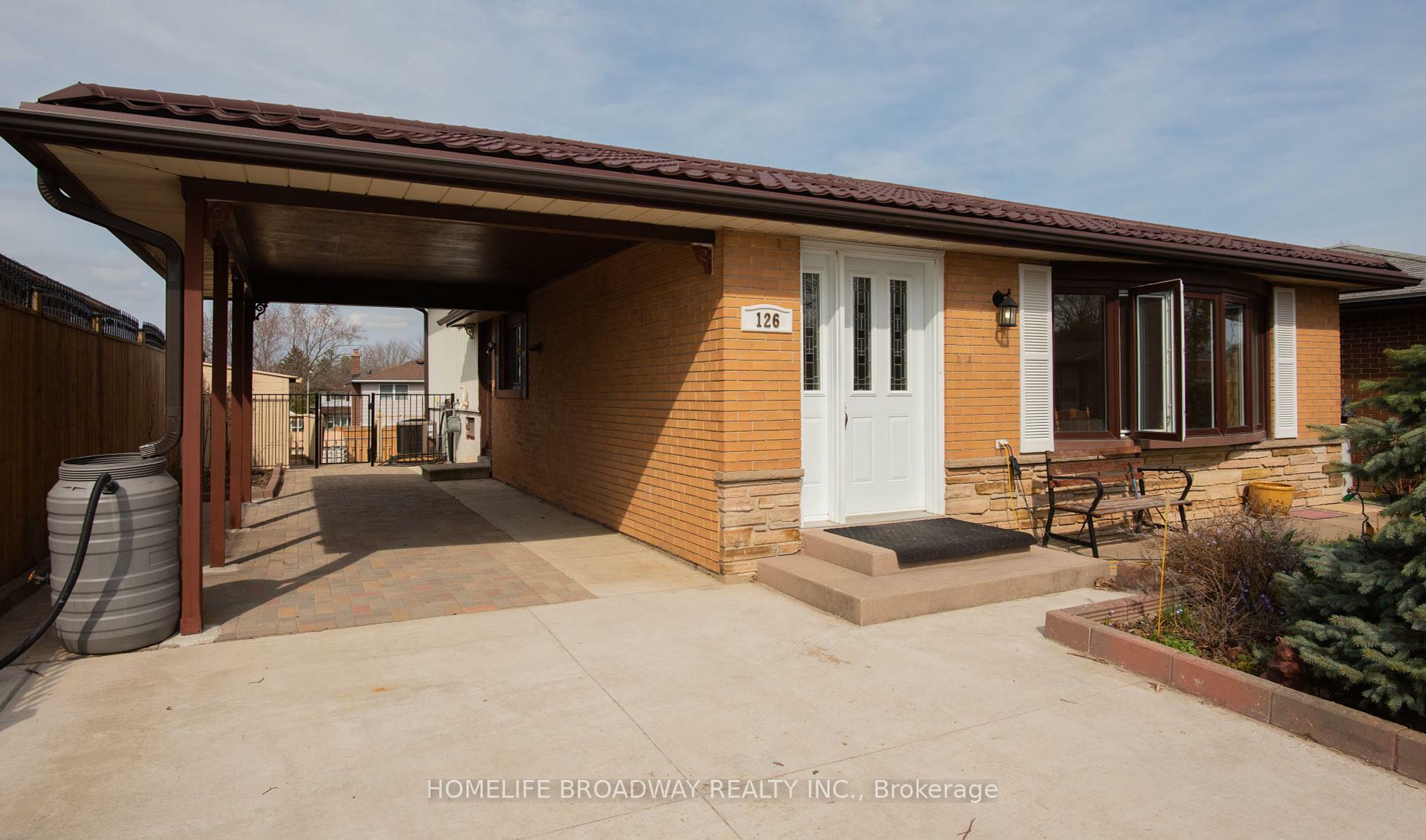 Property Photo: 126 Hazelglen Drive ON N2M 2E5