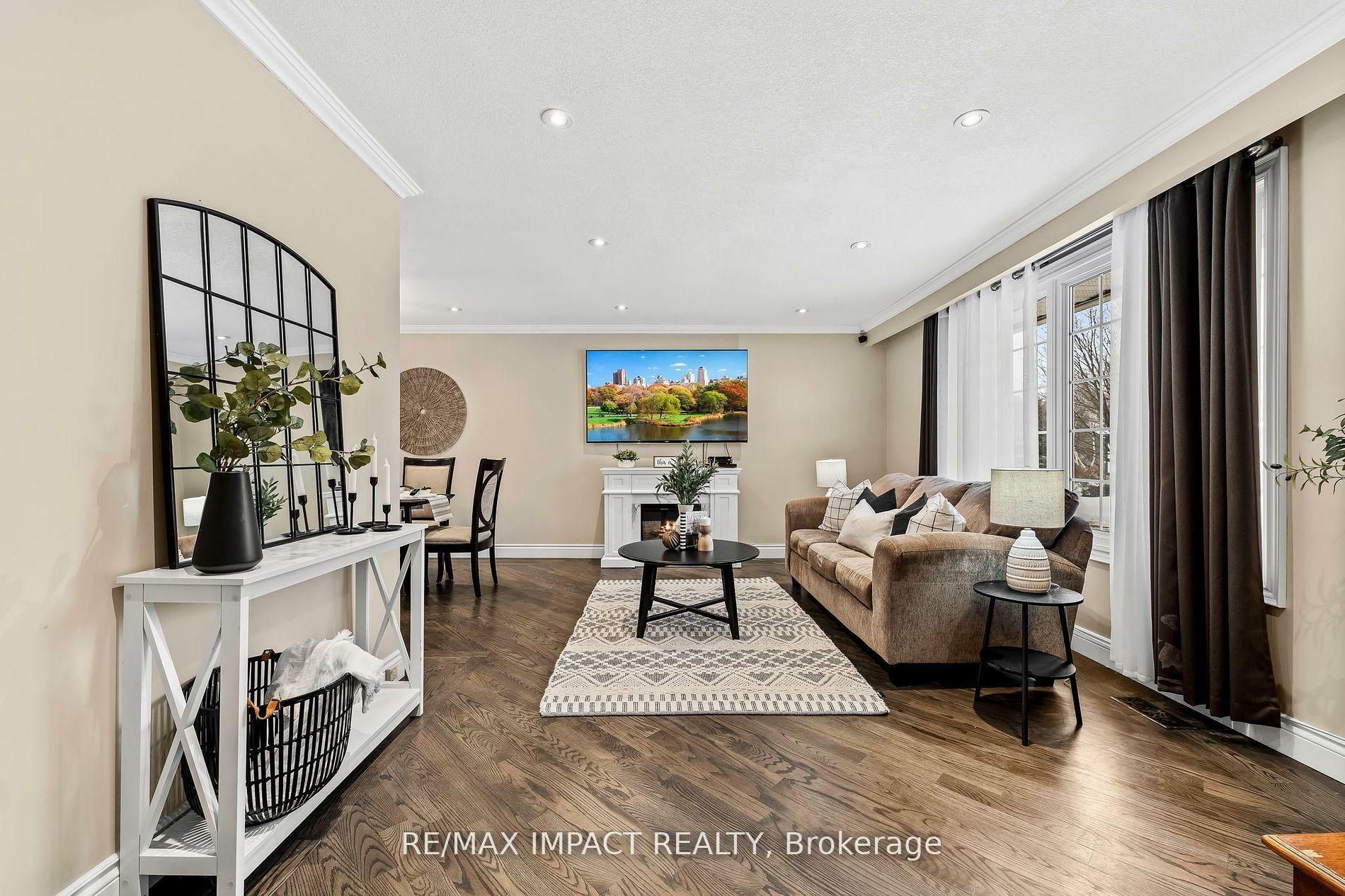 Property Photo: 1158 Weller Street ON K9J 7M8