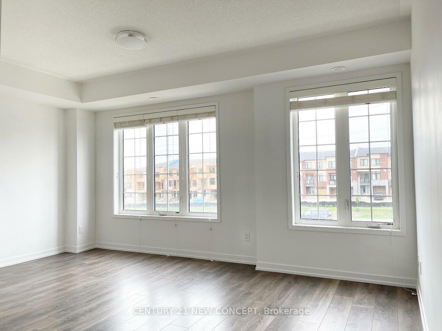 Property Photo: 227 Harding Park Street ON L3Y 0E3