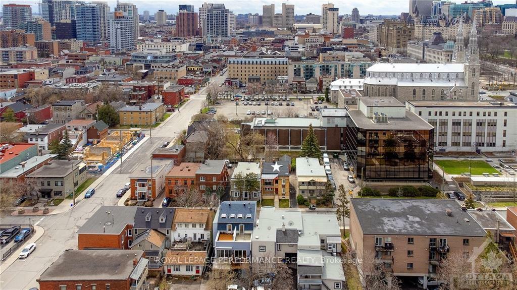 Property Photo: 46 St Andrew Street ON K1N 5E9