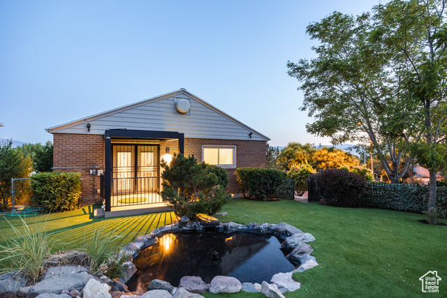 Property Photo: 586 E St UT 84103