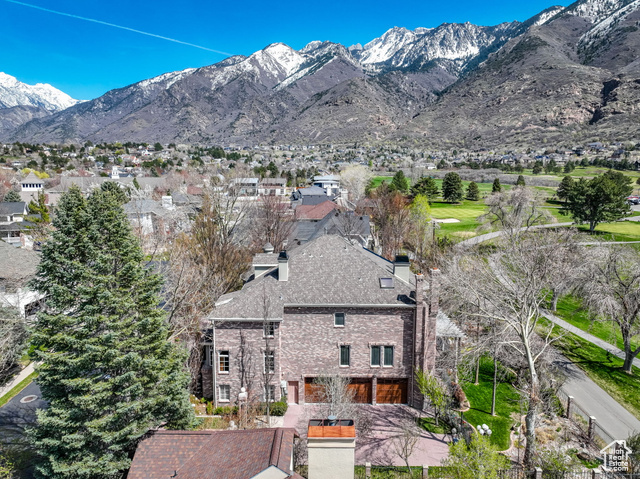 Property Photo: 2058 E Oak Manor Dr UT 84092