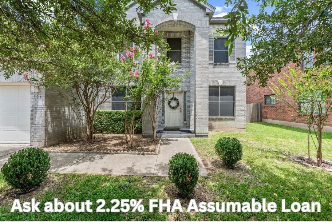 Property Photo: 804 Yosemite Trail TX 76574
