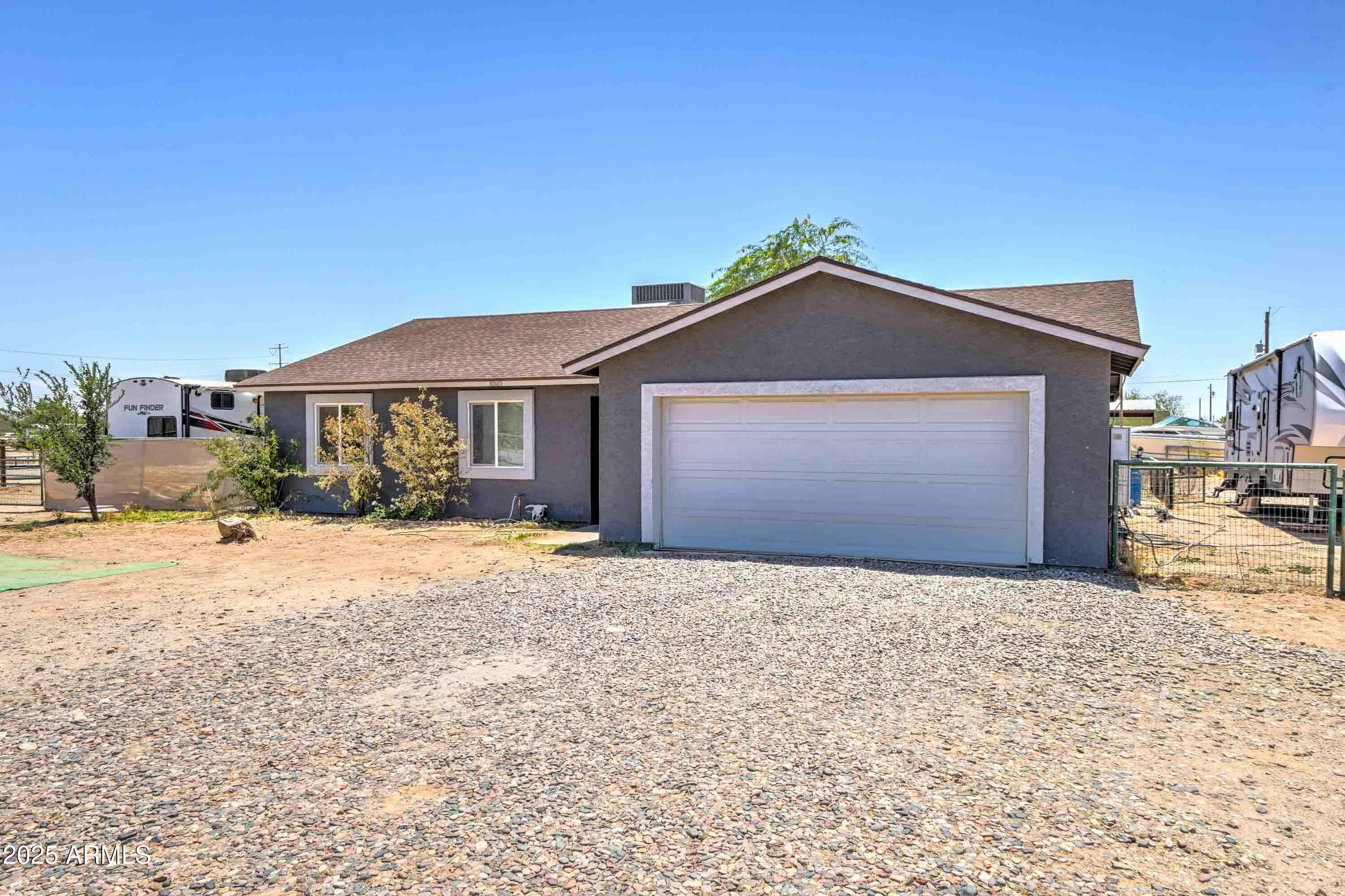 Property Photo: 6525 E Fox Hollow Lane AZ 85140