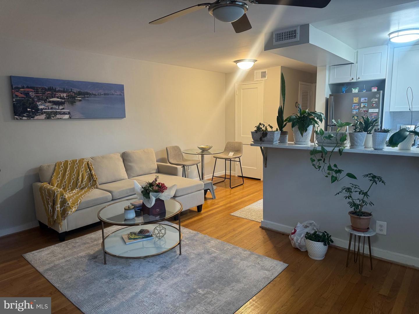 Property Photo: 131 S Courthouse Road 2 VA 22204