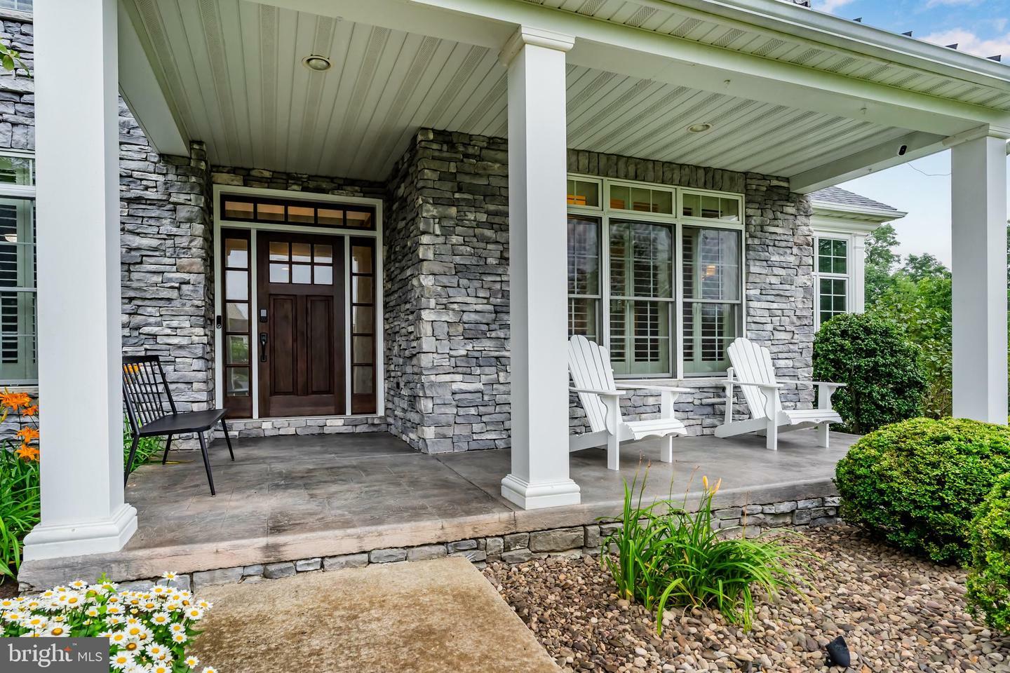 Property Photo: 2365 Woodstream Way PA 17025