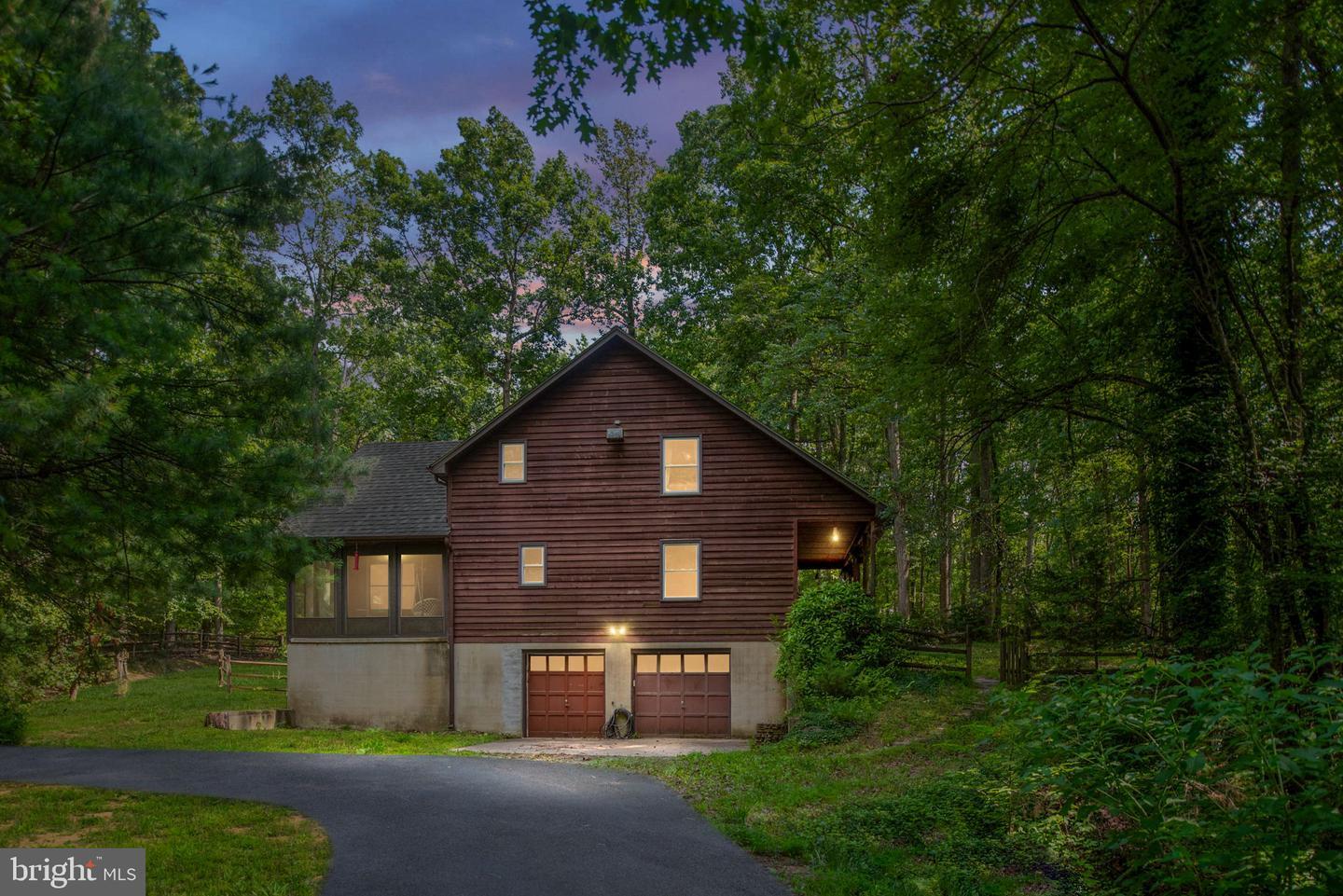 Property Photo: 11 Cardinal Drive VA 22406