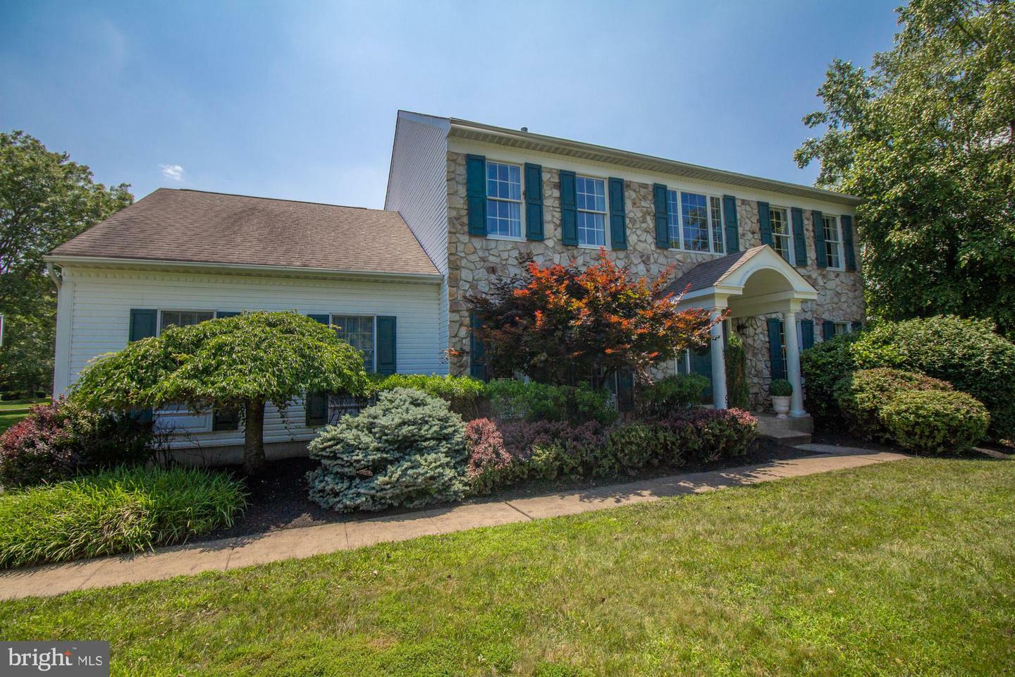 Property Photo: 4936 Davis Drive PA 18902