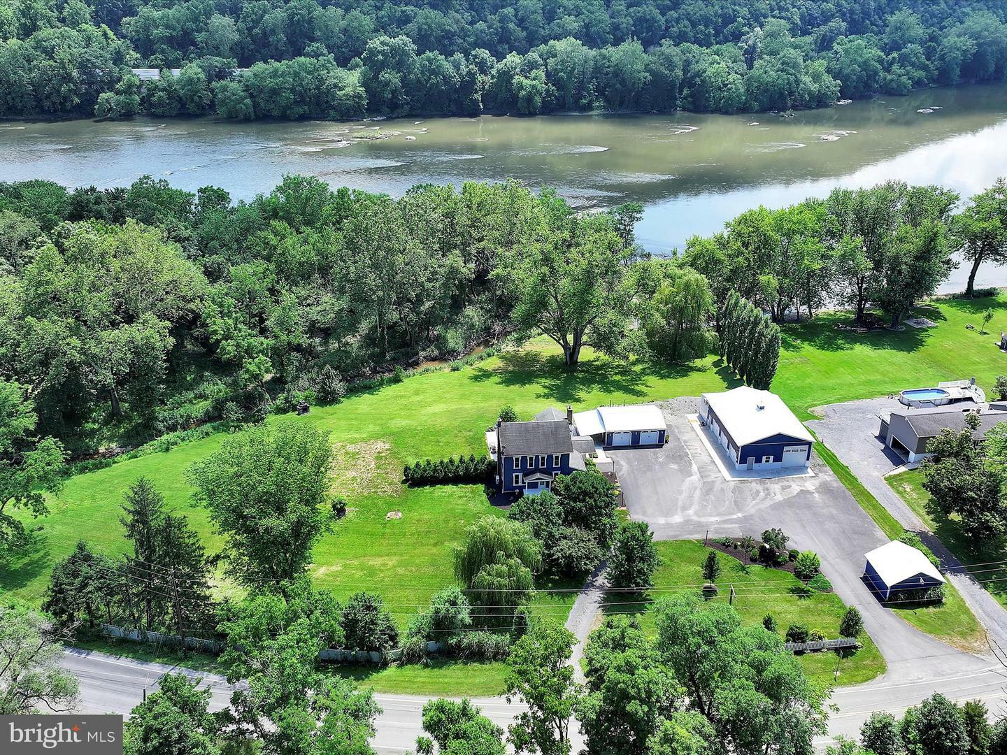 Property Photo: 380 Juniata Pkwy E PA 17074