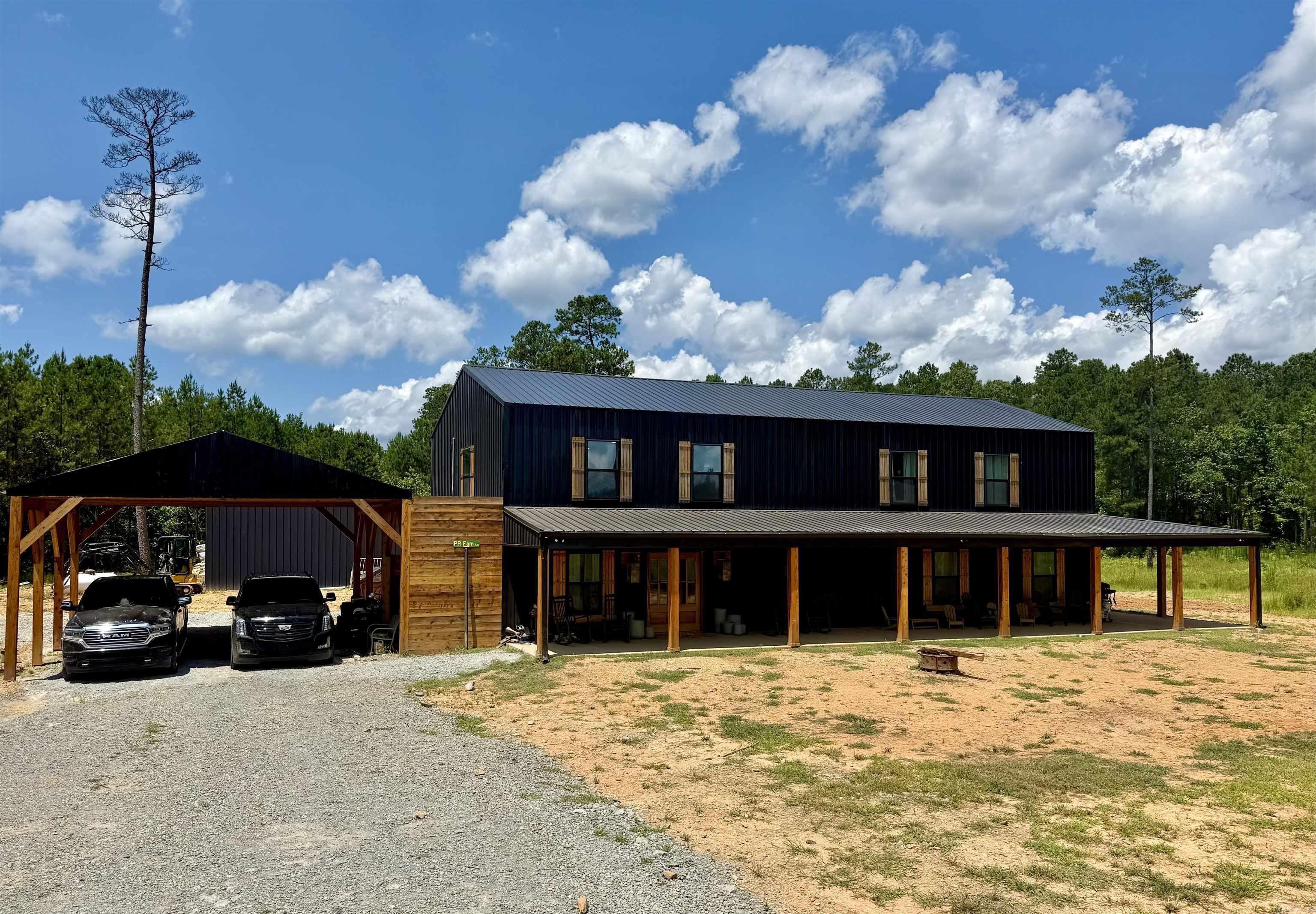 Property Photo: 1101 Pr Fam Lane AR 72167