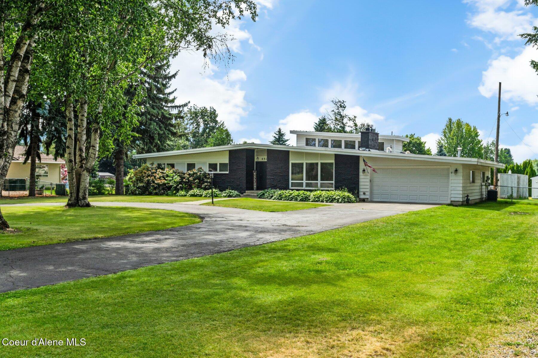 Property Photo:  450 E Miles Ave  ID 83835 