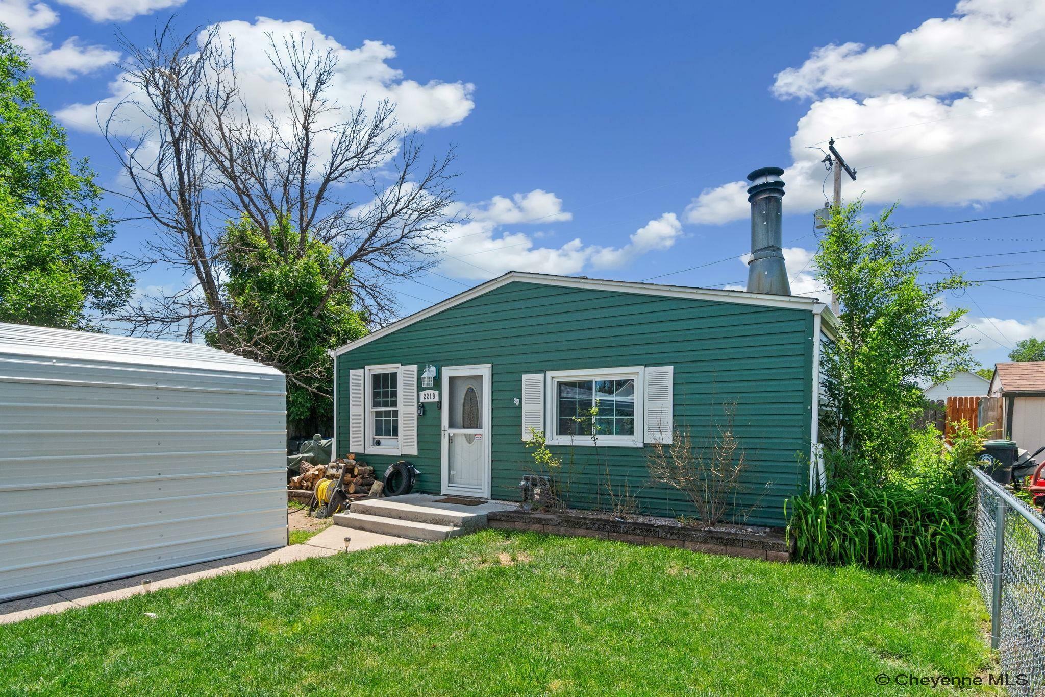 2219 E 11th St  Cheyenne WY 82001 photo