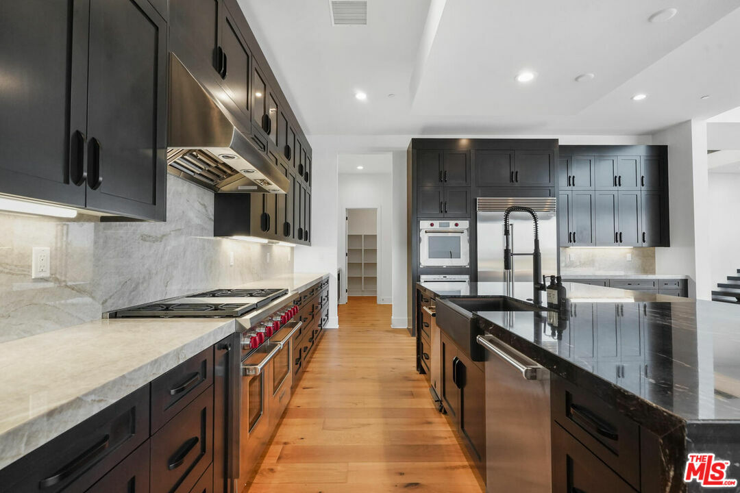 11740 Abbey Ln  Porter Ranch CA 91326 photo