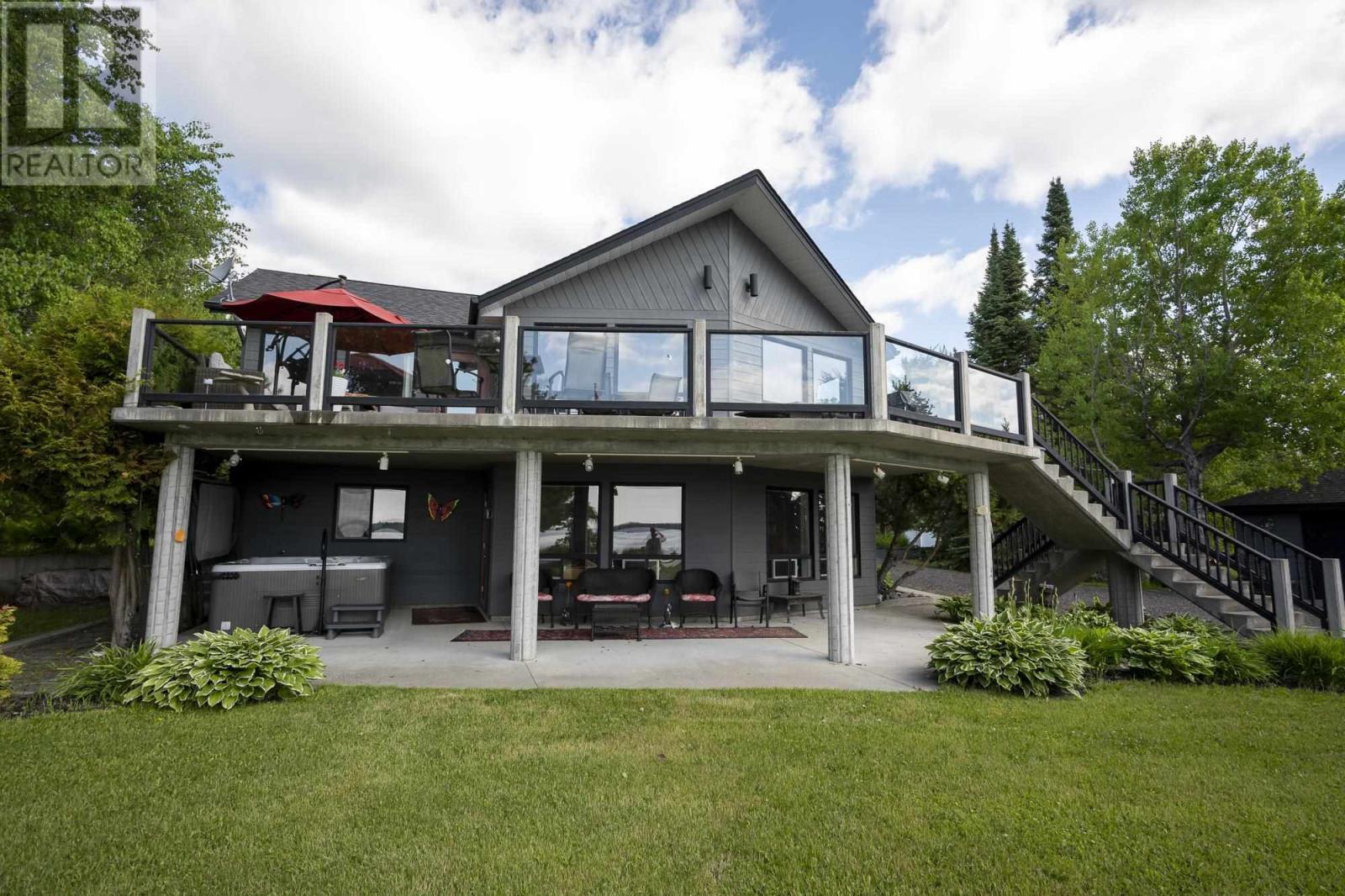 Property Photo: 100 Island Ave ON P7L 0C1