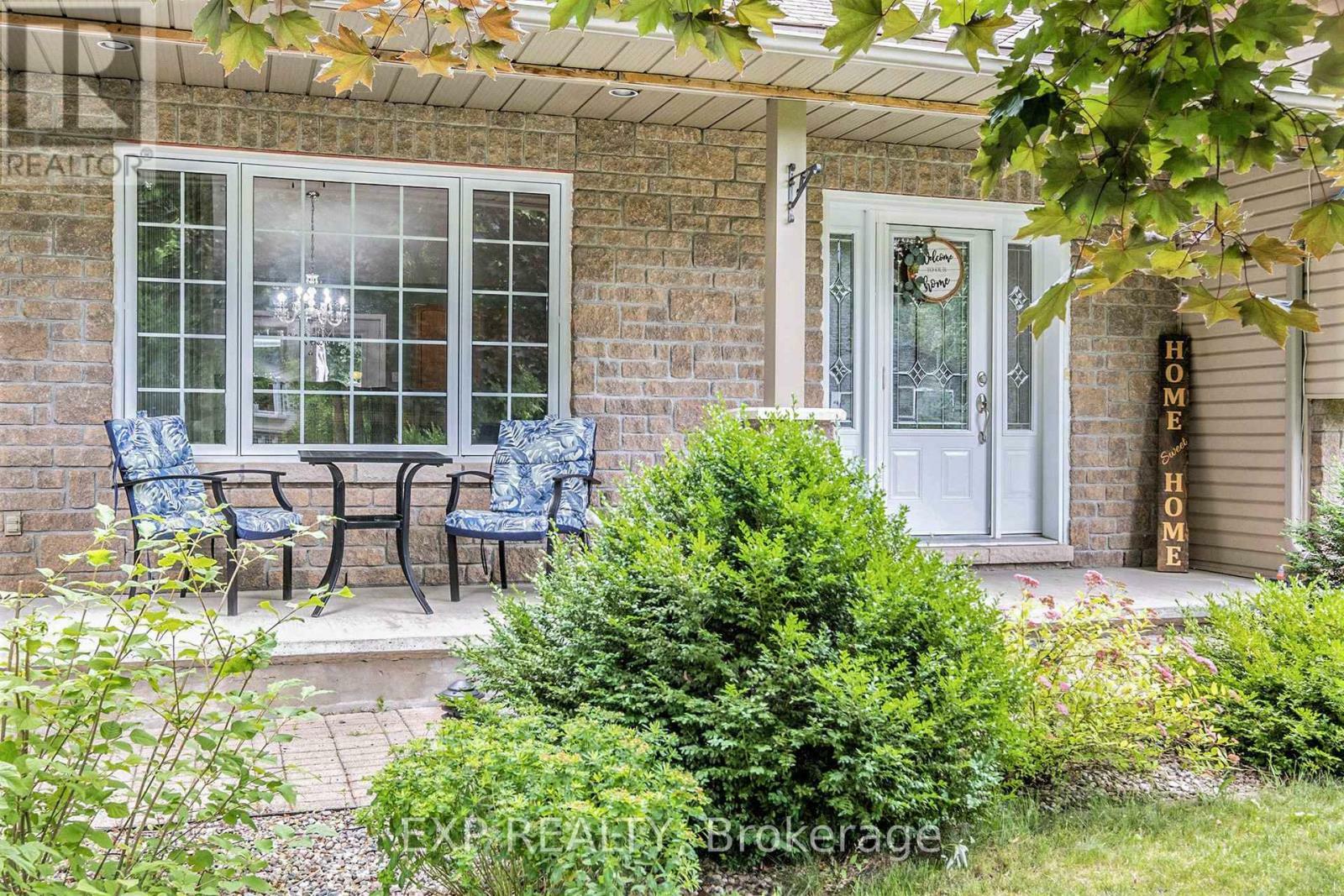 Property Photo: 3313 Wild Cherry Drive ON K0A 2W0