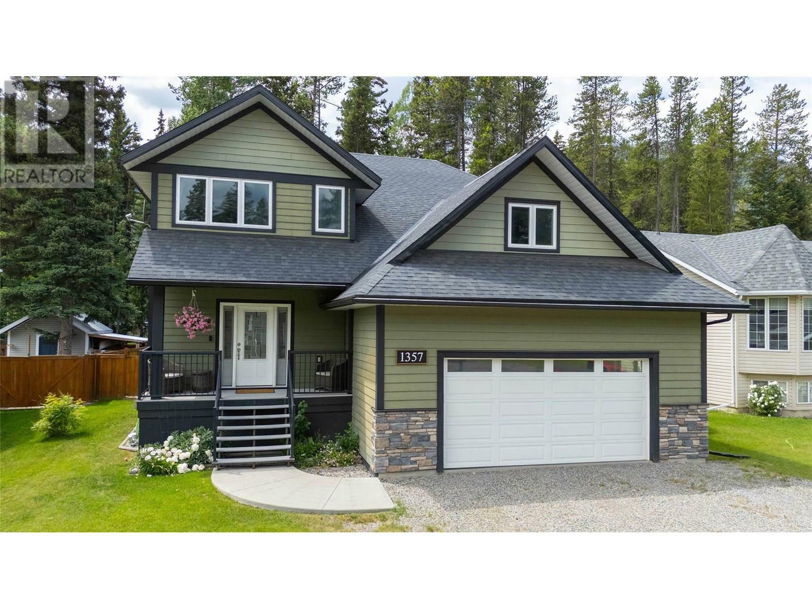 Property Photo: 1357 Cypress Drive BC V0B 2G2
