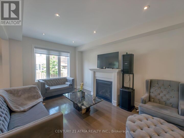 Property Photo:  6 Wildflower Way  ON M1E 0C3 