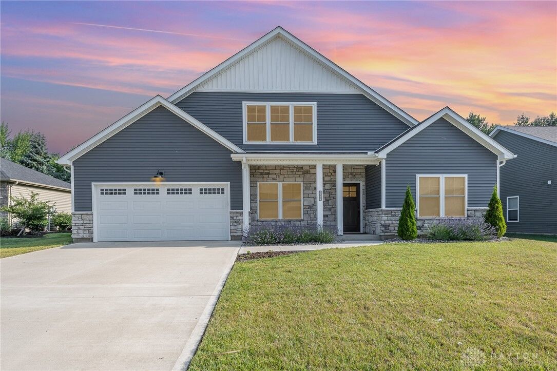 Property Photo: 2719 Executive Drive OH 45373