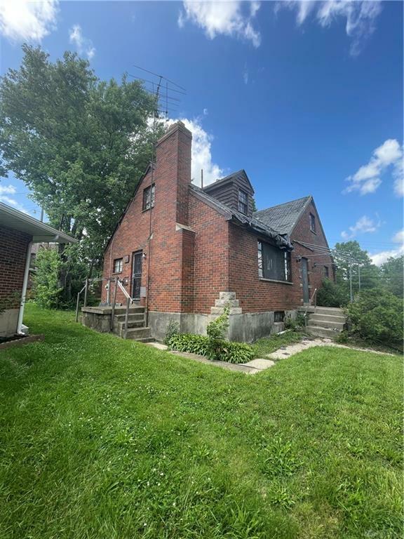 Property Photo:  1477 Rosedale Drive  OH 45406 
