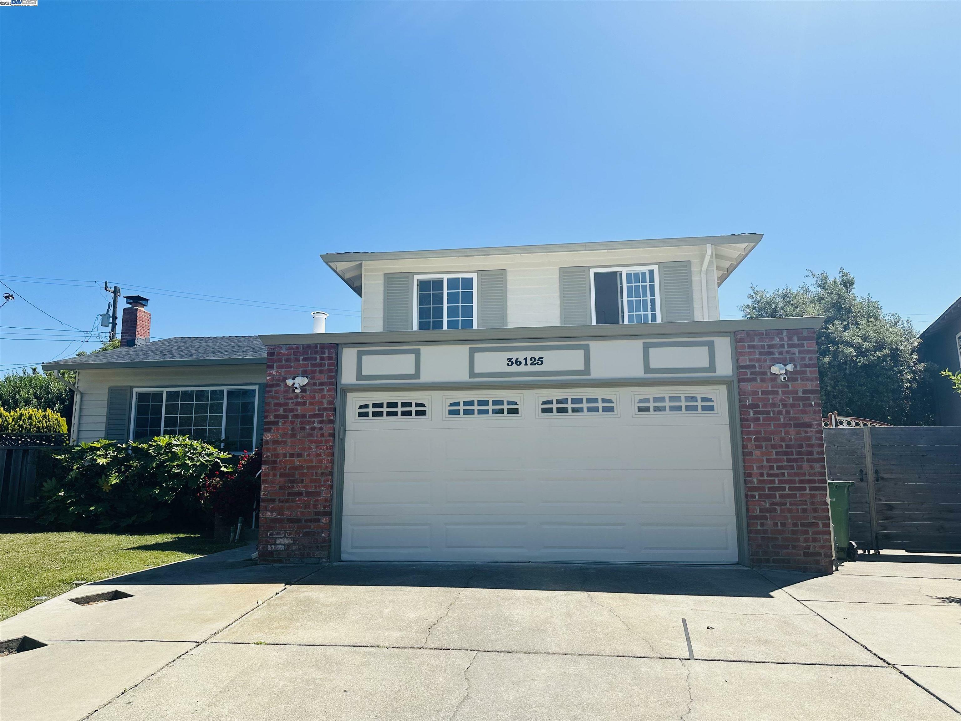 Property Photo: 36125 Fanshawe Ct CA 94536