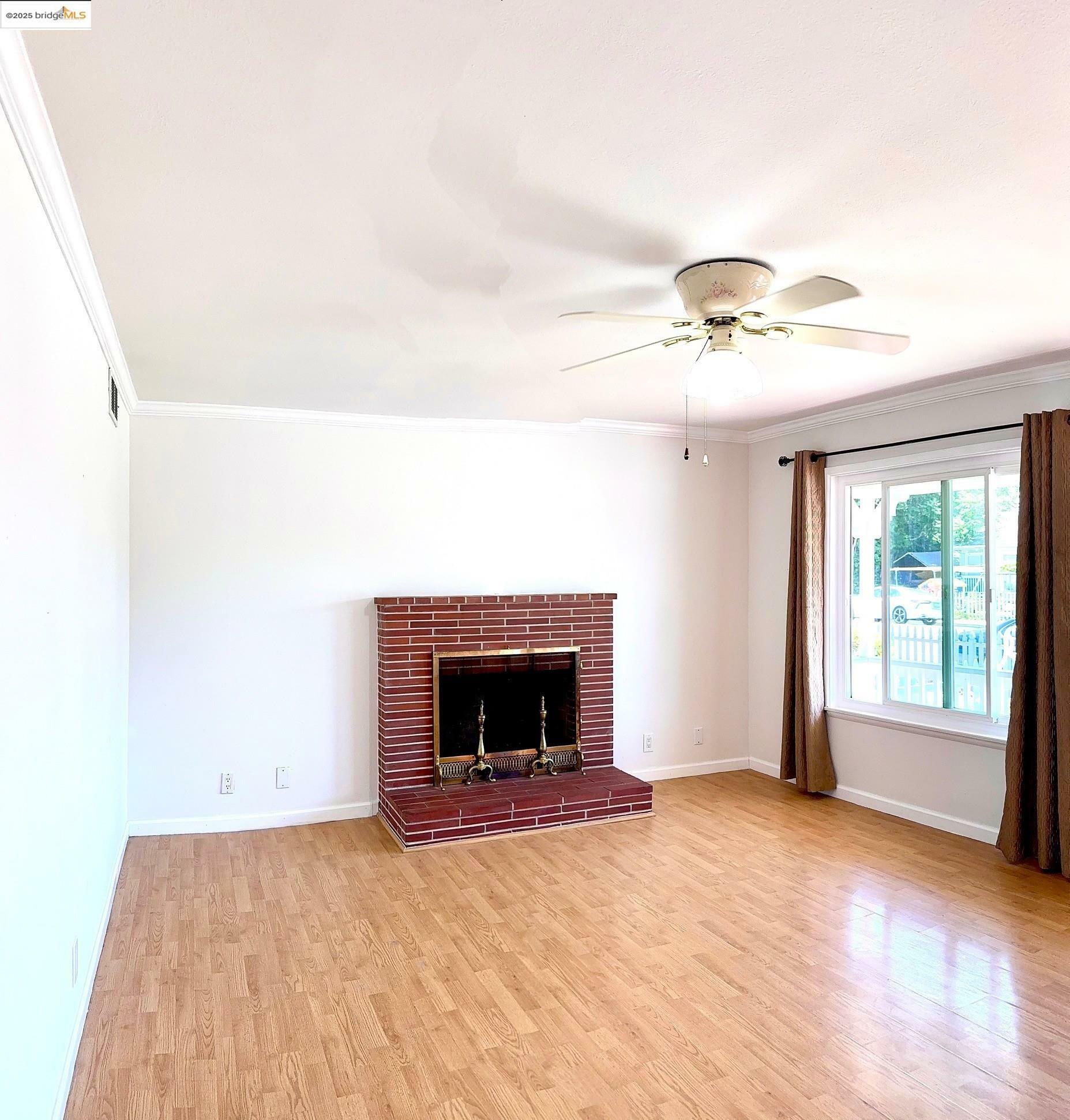 Property Photo: 819 Delano Street CA 94580