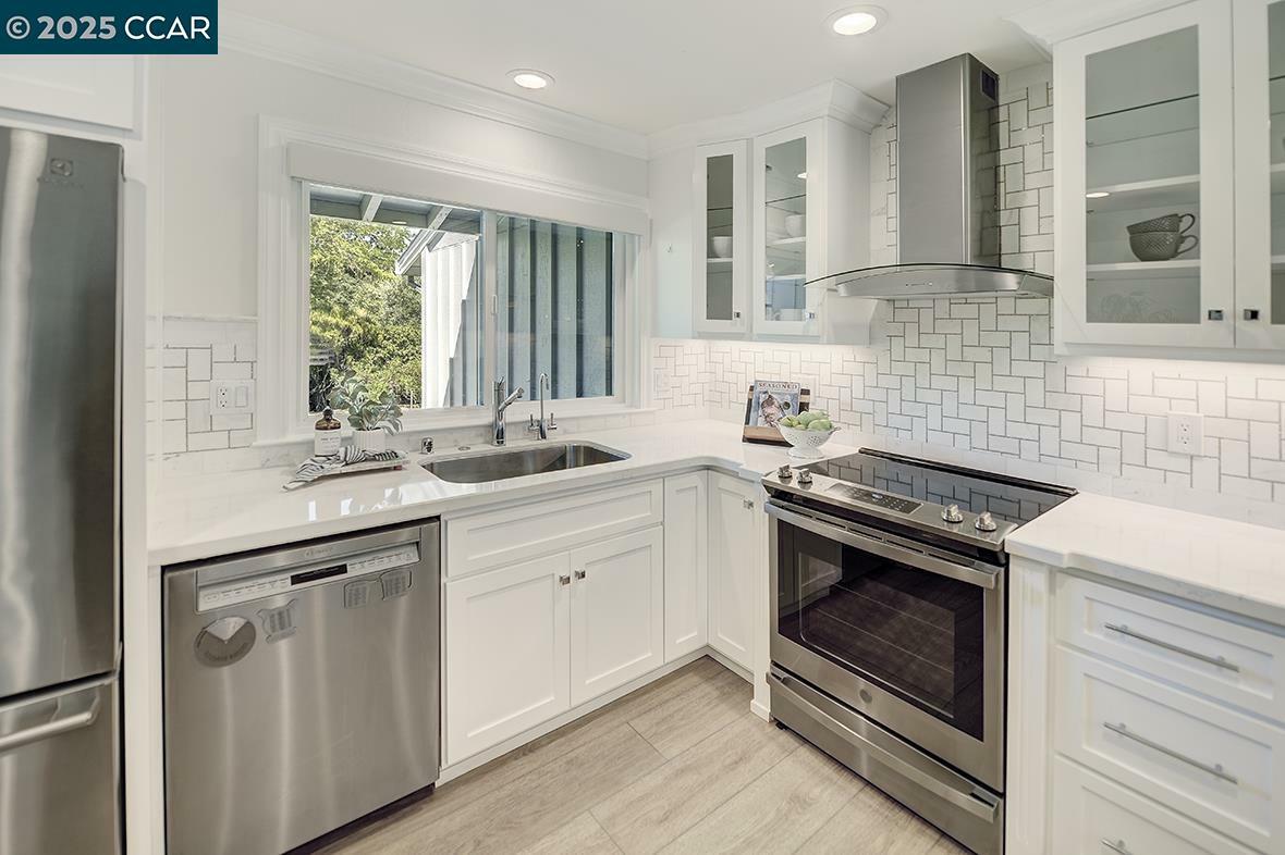 Property Photo:  2607 Saklan Indian Dr 2  CA 94595 