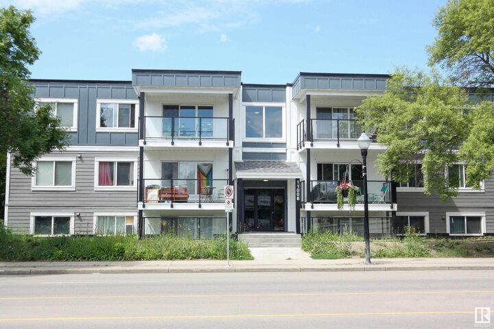 11008 124 Street NW 1  Edmonton AB T5M 0J4 photo