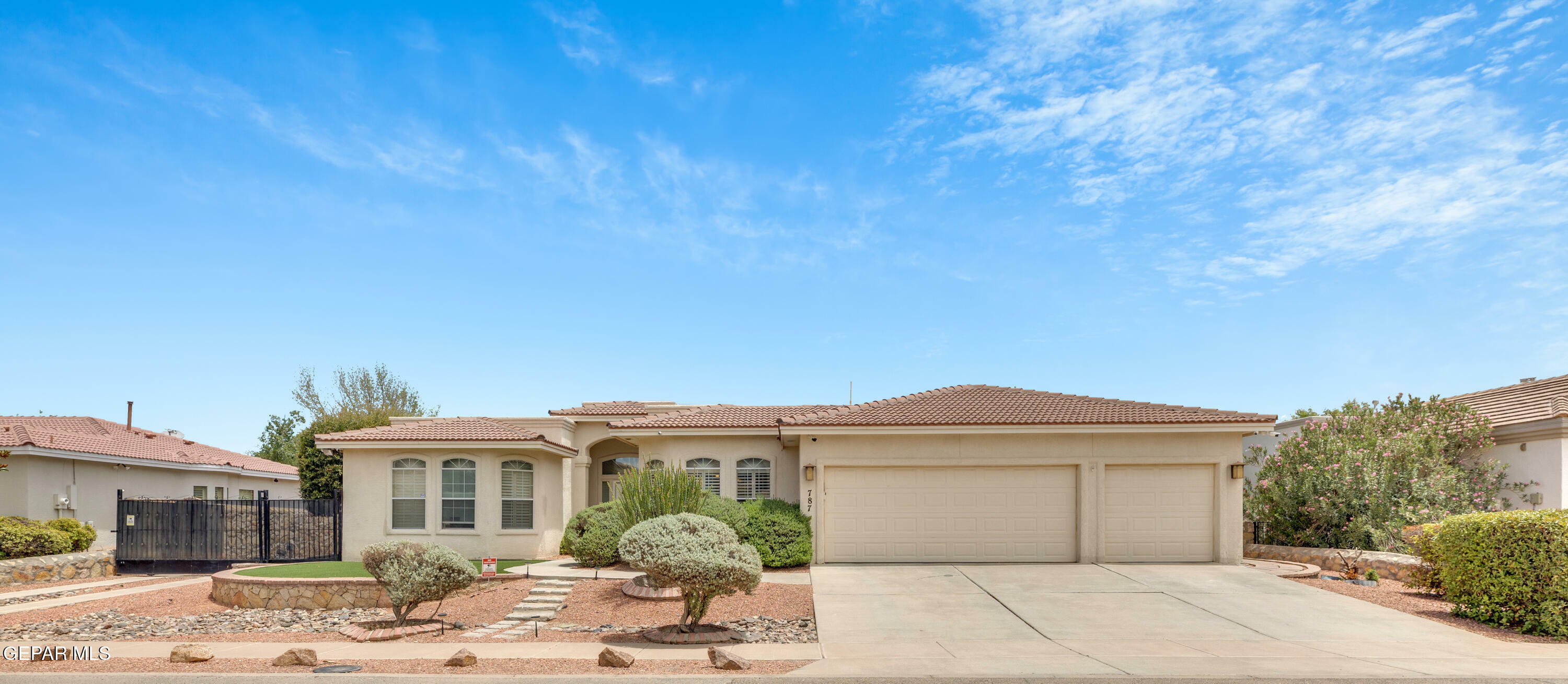 787 Maxey Marie Drive  El Paso TX 79932 photo