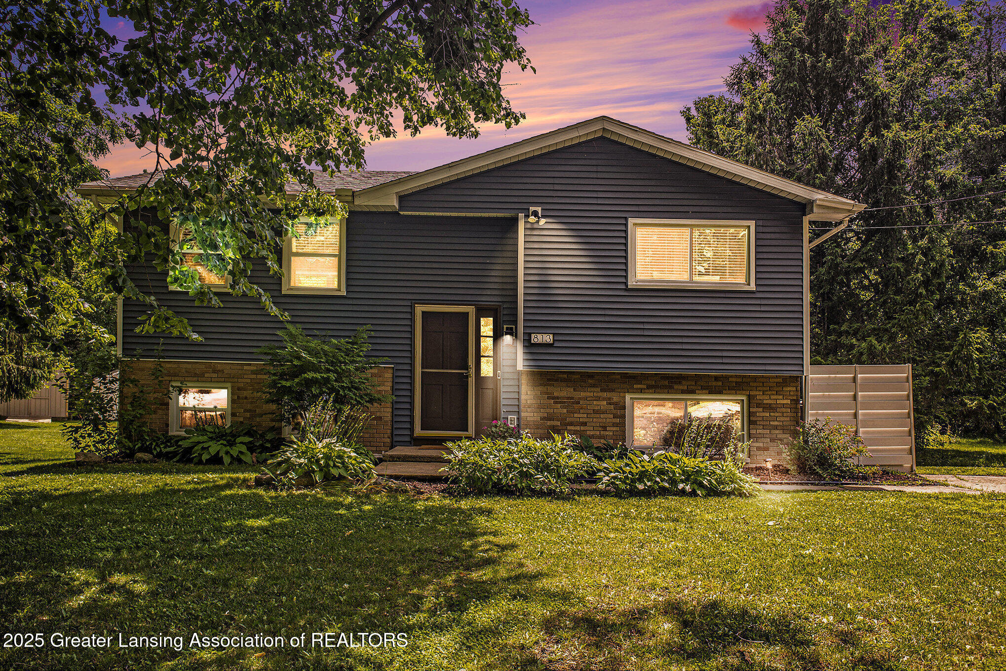 Property Photo: 813 W Main Street MI 48837